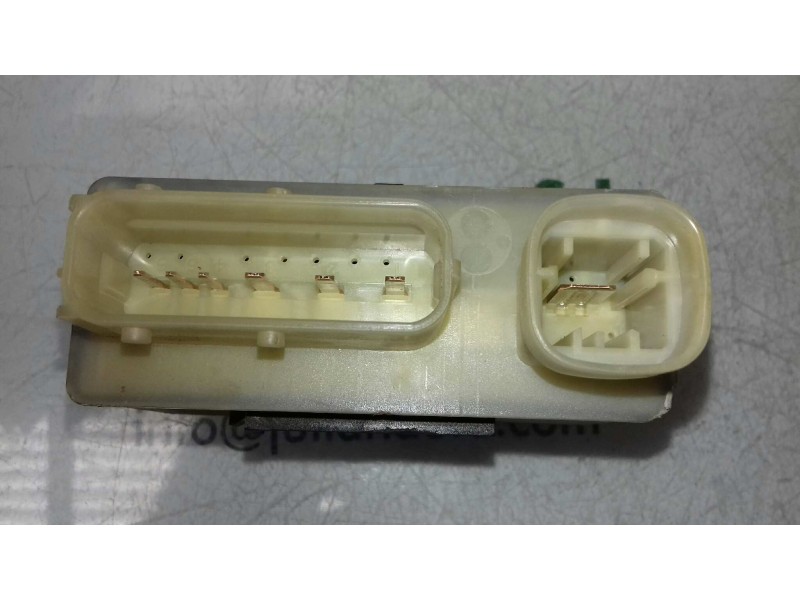 Recambio de caja precalentamiento para peugeot partner kombi active referencia OEM IAM 9652021180 018010951 