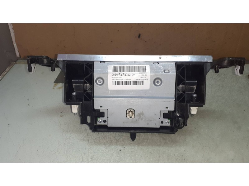 Recambio de pantalla multifuncion para peugeot 3008 allure referencia OEM IAM 983042428000 503018801203 