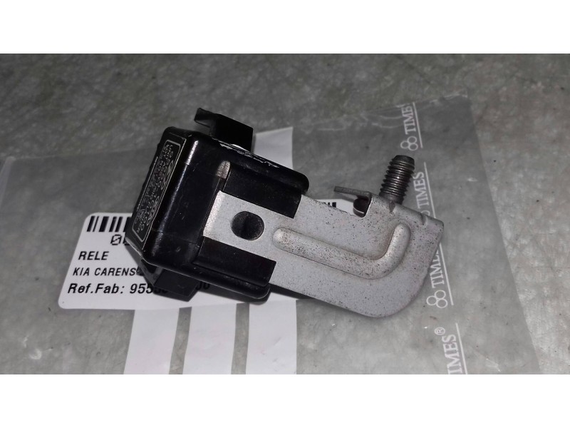 Recambio de rele para kia carens 2.0 crdi ex monovolumen referencia OEM IAM 955501D100 95550 INTERMITENTES