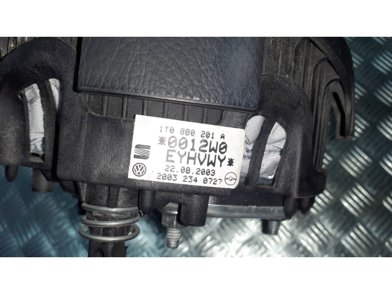 Recambio de airbag delantero izquierdo para volkswagen touran (1t1) highline referencia OEM IAM 1Y0880201A  