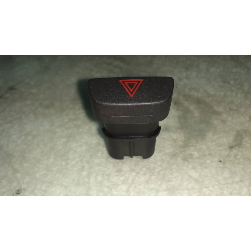 Recambio de warning para ford focus berlina (cap) ambiente (d) referencia OEM IAM 4M5T13A350AC  CONECTOR 3 PINES