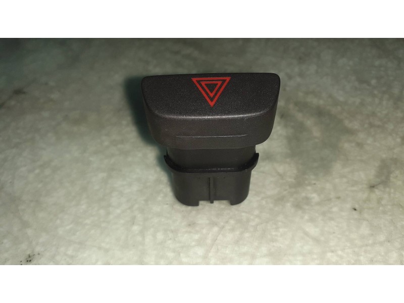 Recambio de warning para ford focus berlina (cap) ambiente (d) referencia OEM IAM 4M5T13A350AC  CONECTOR 3 PINES