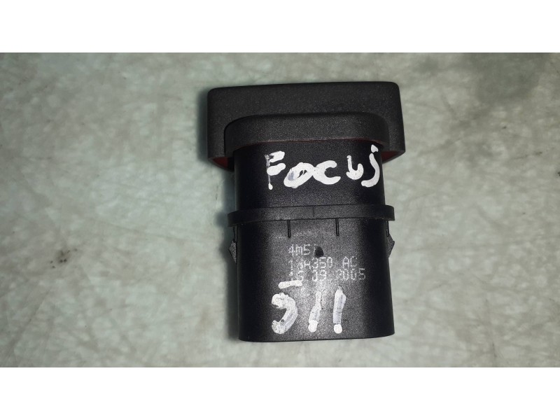 Recambio de warning para ford focus berlina (cap) ambiente (d) referencia OEM IAM 4M5T13A350AC  CONECTOR 3 PINES