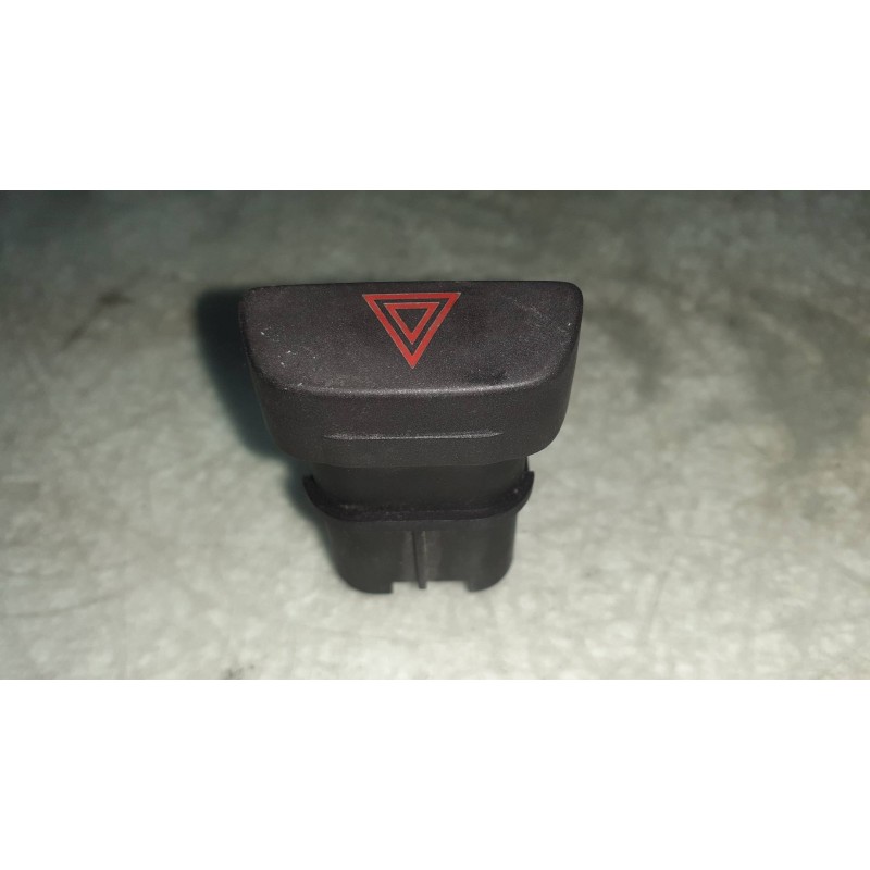 Recambio de warning para ford focus berlina (cap) ambiente (d) referencia OEM IAM 4M5T13A350AC  CONECTOR 3 PINES