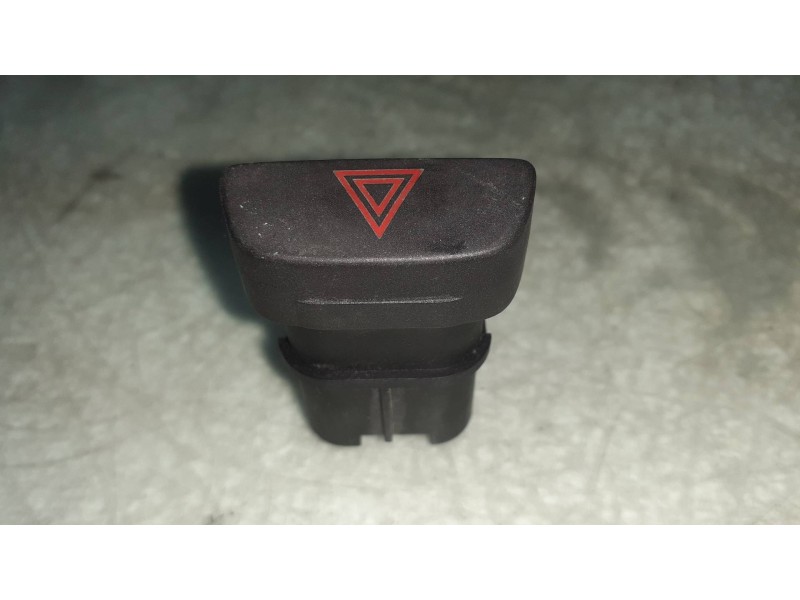 Recambio de warning para ford focus berlina (cap) ambiente (d) referencia OEM IAM 4M5T13A350AC  CONECTOR 3 PINES