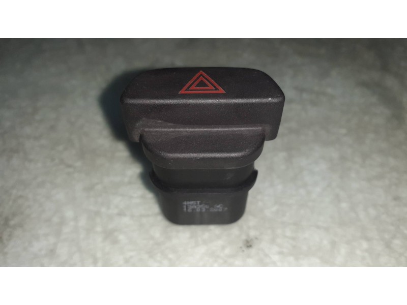 Recambio de warning para ford focus berlina (cap) ambiente (d) referencia OEM IAM 4M5T13A350AC  CONECTOR 3 PINES