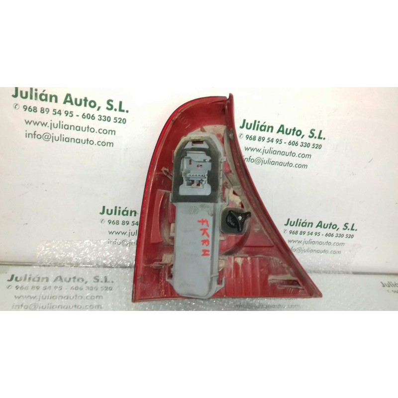 Recambio de piloto trasero derecho para renault clio ii fase ii (b/cb0) authentique referencia OEM IAM 8200071414  
