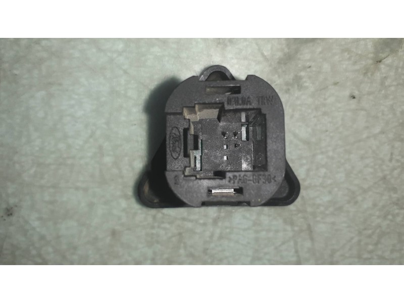 Recambio de warning para ford fusion (cbk) referencia OEM IAM 2N1T13A350AA  CONECTOR 3 PINES