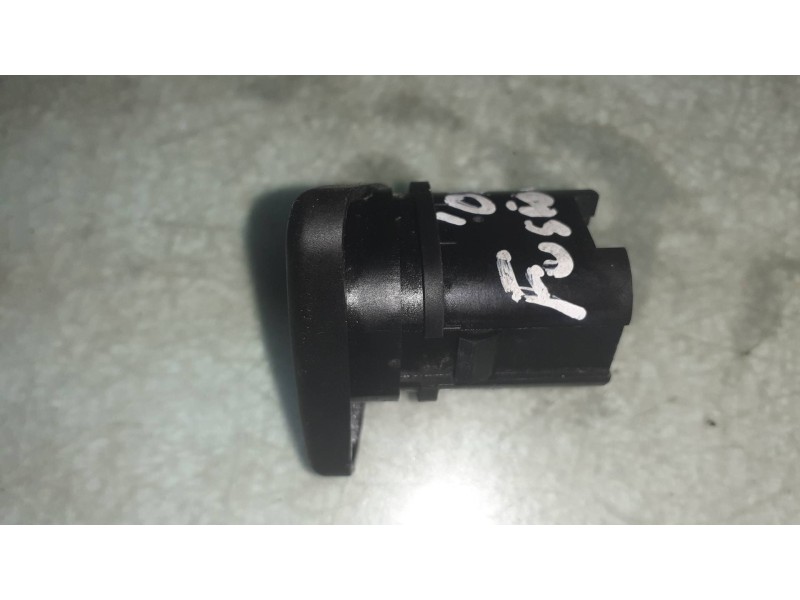 Recambio de warning para ford fusion (cbk) referencia OEM IAM 2N1T13A350AA  CONECTOR 3 PINES