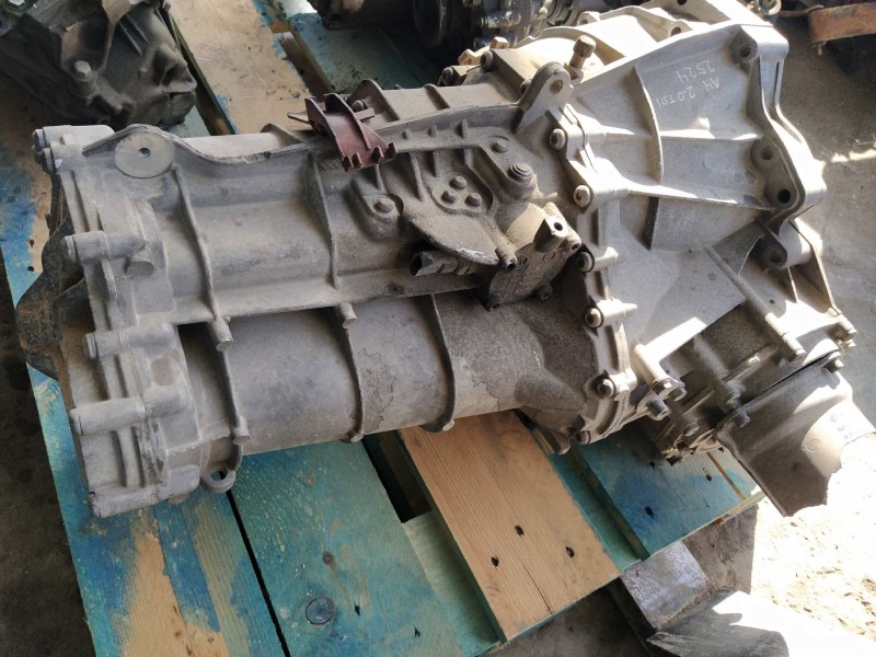 Recambio de caja cambios para audi a4 ber. (b8) básico referencia OEM IAM JJG 04203 / 14090108 6 VELOCIDADES