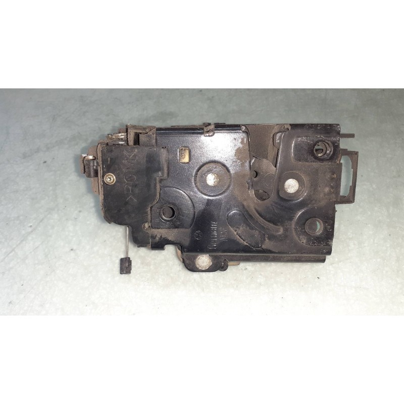 Recambio de cerradura puerta delantera izquierda para volkswagen new beetle (9c1/1c1) 1.9 tdi referencia OEM IAM 113689  