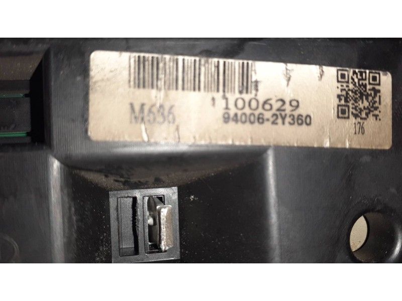 Recambio de cuadro instrumentos para hyundai ix35 classic 2wd referencia OEM IAM 940062Y360  940062Y030