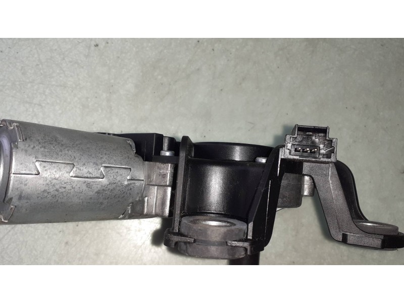 Recambio de motor limpia trasero para nissan qashqai (j10) acenta referencia OEM IAM 0390201820 28710JD000 BOSCH