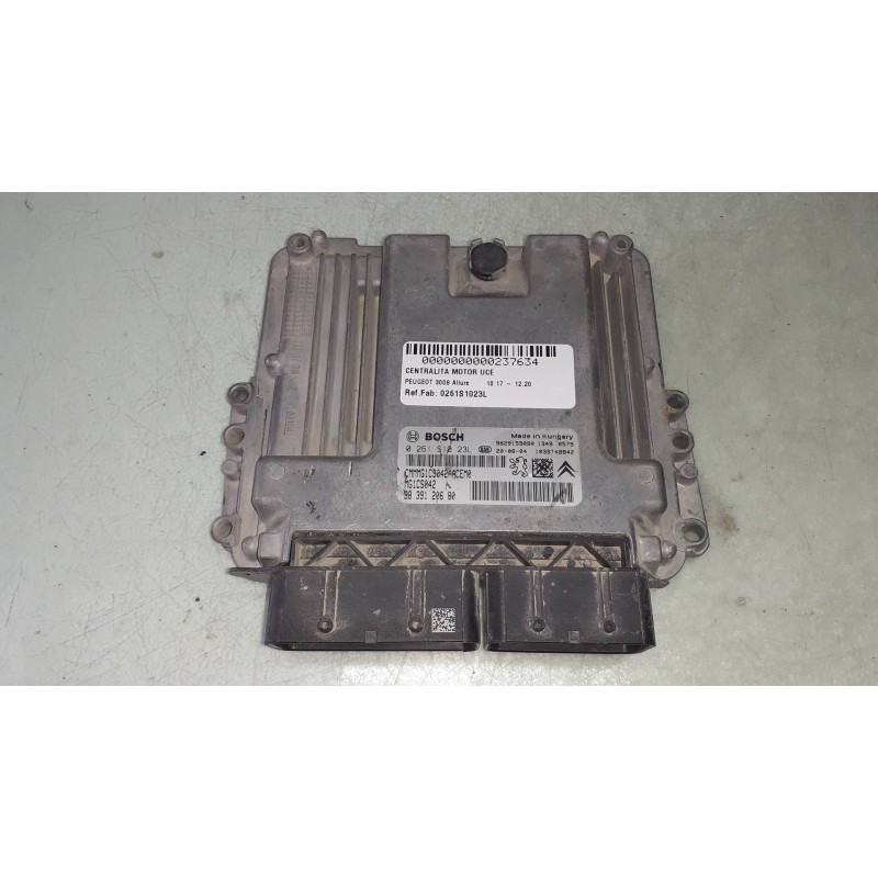 Recambio de centralita motor uce para peugeot 3008 allure referencia OEM IAM 0261S1023L 9839120680 BOSCH