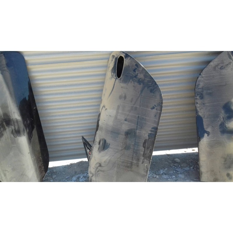 Recambio de puerta delantera izquierda para porsche 911 (typ 996) carrera 4 cabrio referencia OEM IAM   
