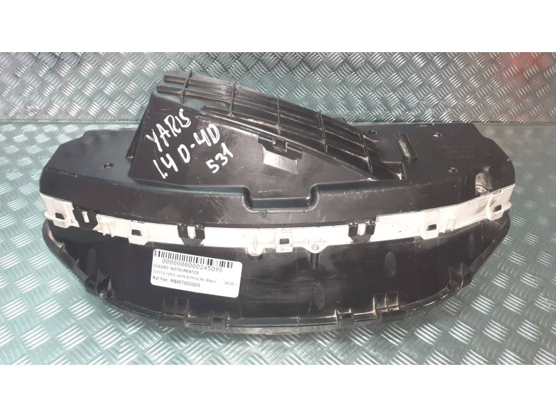 Recambio de cuadro instrumentos para toyota yaris (ksp9/scp9/nlp9) básico referencia OEM IAM MB4573003206 838000D690 838000D690D
