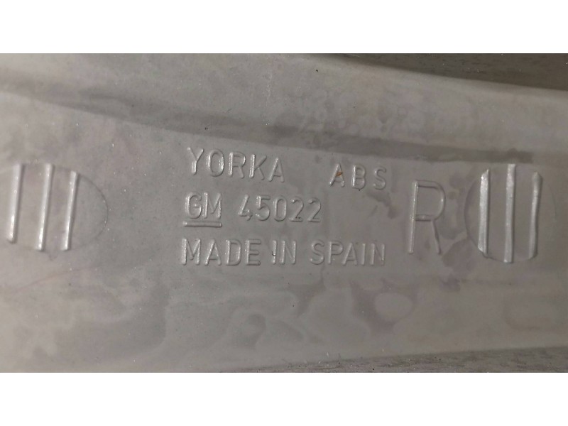 Recambio de piloto trasero derecho para opel corsa b eco referencia OEM IAM 45022  YORKA