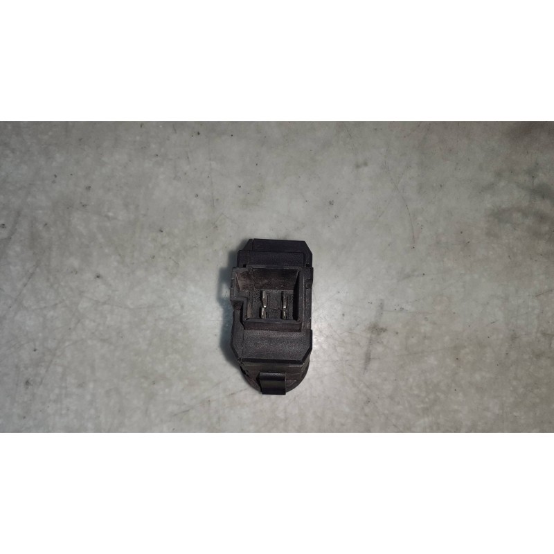 Recambio de interruptor para ford mondeo berlina (gd) referencia OEM IAM 96FG13K069AA CONECTOR4 PINES ALTURA FAROS