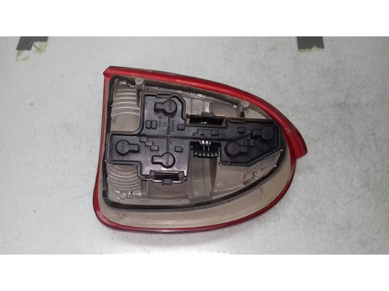 Recambio de piloto trasero izquierdo para opel corsa b eco referencia OEM IAM 45021  YORKA