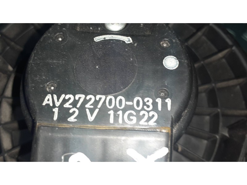 Recambio de ventilador calefaccion para toyota yaris (ksp9/scp9/nlp9) básico referencia OEM IAM AV2727000311  