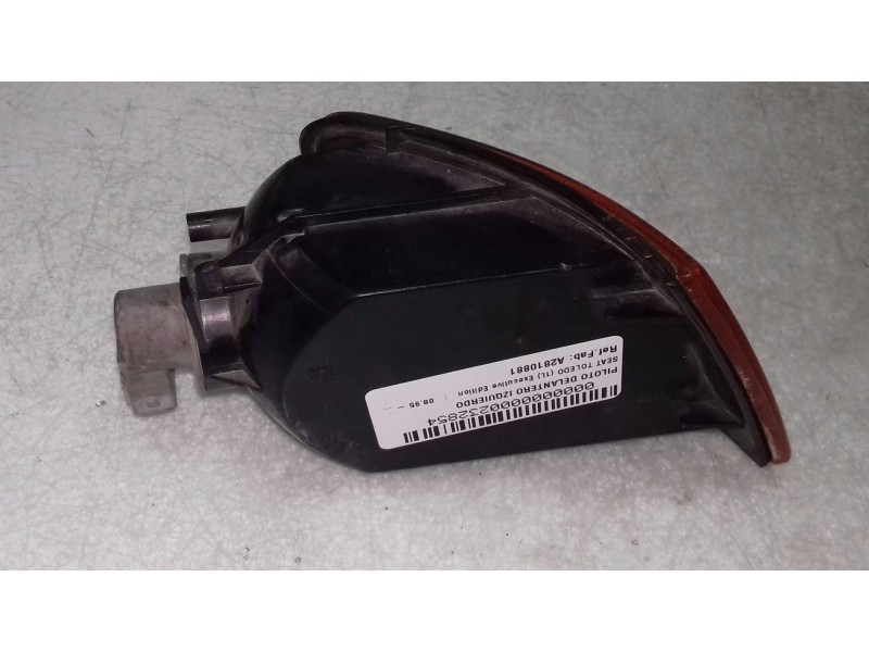 Recambio de piloto delantero izquierdo para seat toledo (1l) executive edition referencia OEM IAM A2810881 2 PINES HELLA