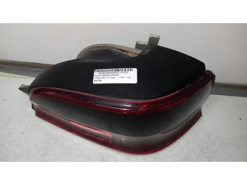 Recambio de piloto trasero derecho para citroen saxo 1.5 d image referencia OEM IAM   