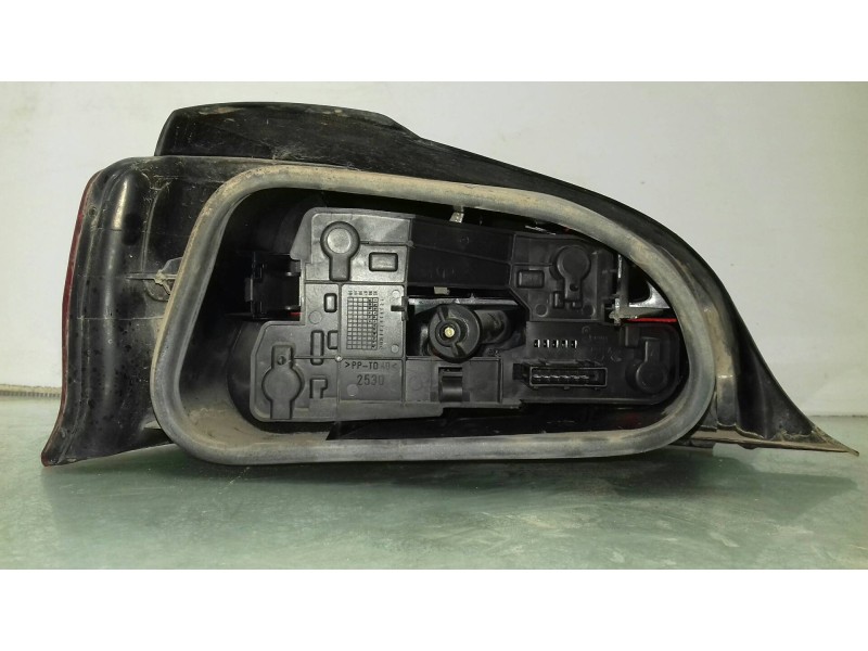 Recambio de piloto trasero derecho para citroen saxo 1.5 d image referencia OEM IAM   