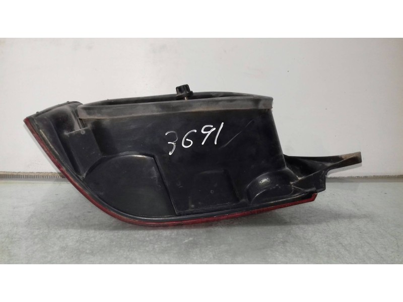 Recambio de piloto trasero derecho para citroen saxo 1.5 d image referencia OEM IAM   