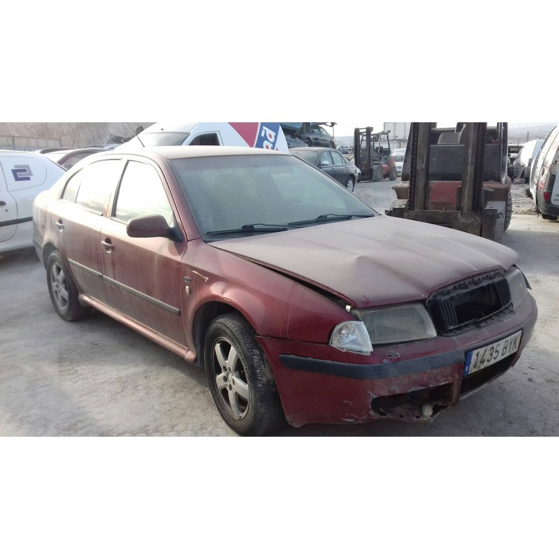 skoda octavia berlina (1u2) del año 2002