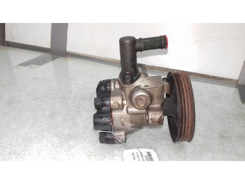 Recambio de bomba direccion para hyundai accent (lc) gl 4p referencia OEM IAM 5711025000 YST-25 