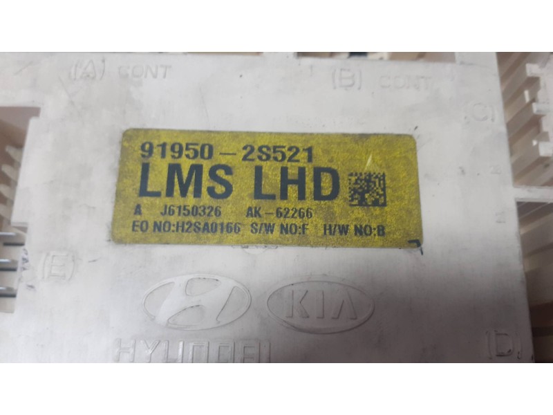 Recambio de caja reles / fusibles para hyundai ix35 classic 2wd referencia OEM IAM 919502S521 H2SA0166 AK62266