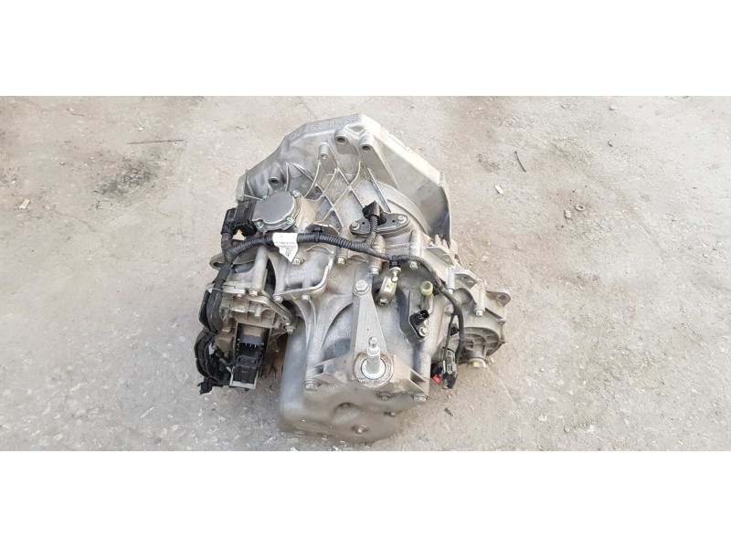 Recambio de caja cambios para smart forfour basis (66kw) (453.044) referencia OEM IAM 700411  AUTOMATICO