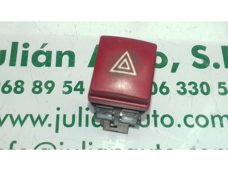 Recambio de warning para peugeot 207 confort referencia OEM IAM 96472122KR 96472122 