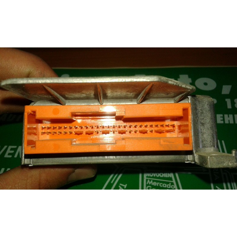 Recambio de centralita airbag para mg rover serie 25 (rf) classic (5-ptas.) referencia OEM IAM 107010 ROVER 25 107010