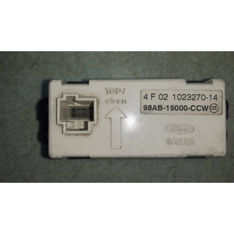 Recambio de pantalla multifuncion para ford focus berlina (cak) ambiente referencia OEM IAM 98AB15000CCW B41TA RELOJ