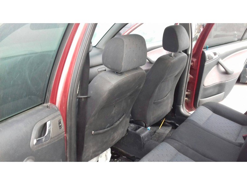 skoda octavia berlina (1u2) del año 2002