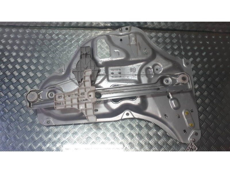 Recambio de elevalunas trasero derecho para hyundai ix35 classic 2wd referencia OEM IAM 834802Y010 M01S000952 ELECTRICO