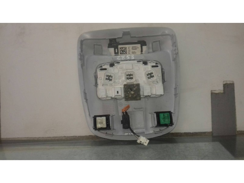 Recambio de luz interior para peugeot 308 business line referencia OEM IAM 98215350PR 12330687 98215350