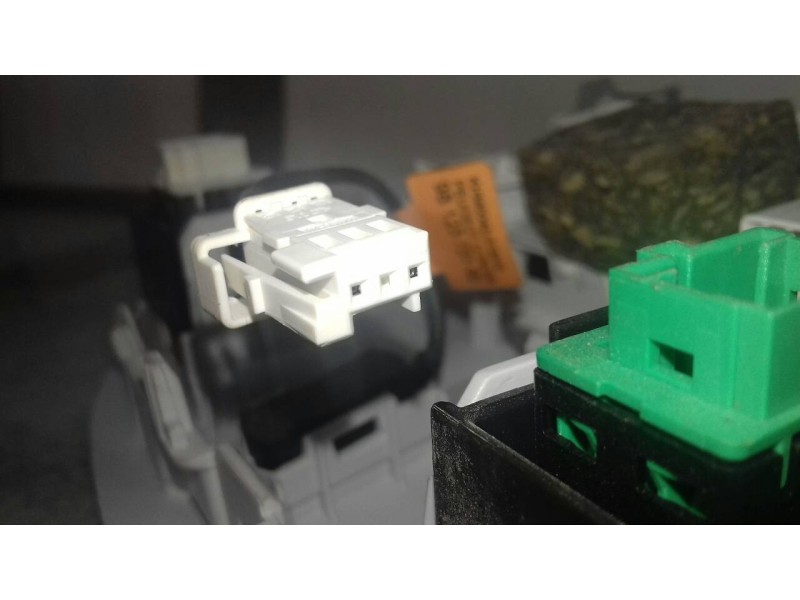 Recambio de luz interior para peugeot 308 business line referencia OEM IAM 98215350PR 12330687 98215350