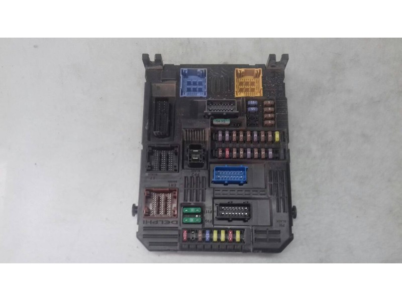 Recambio de caja reles / fusibles para peugeot 308 business line referencia OEM IAM 981985128001 BSI - EL3 - CEMOO 
