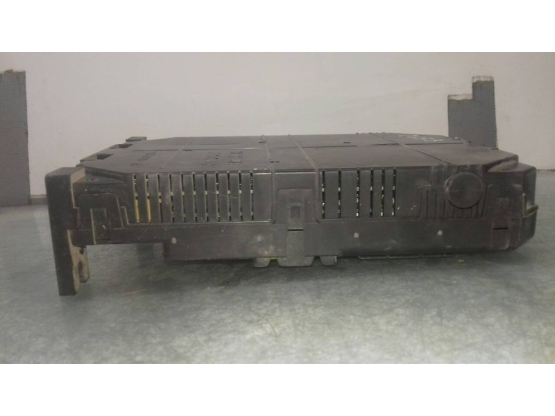 Recambio de caja reles / fusibles para peugeot 308 business line referencia OEM IAM 981985128001 BSI - EL3 - CEMOO 