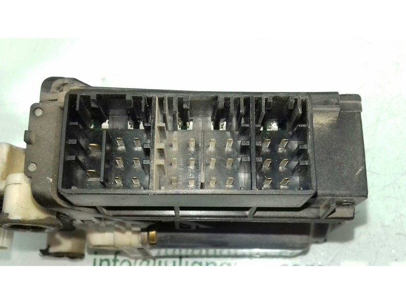 Recambio de motor elevalunas delantero derecho para seat ibiza (6l1) cool referencia OEM IAM 6Q2959801A 104383101 05074140