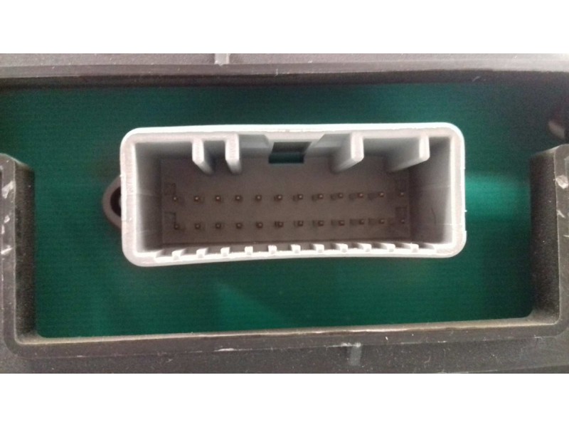 Recambio de cuadro instrumentos para renault megane ii berlina 5p authentique referencia OEM IAM 8200720313 35110419 VISTEON