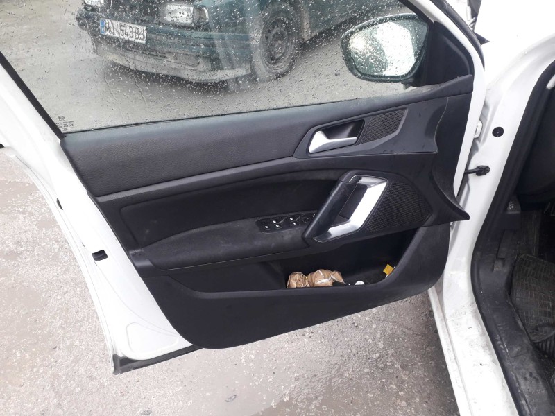 peugeot 308 del año 2018