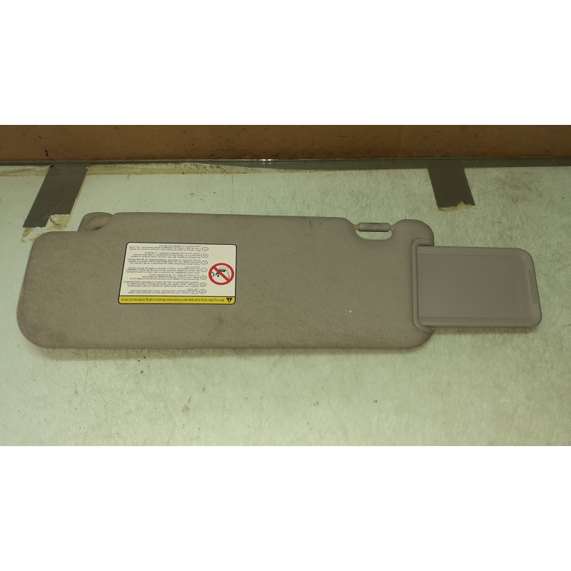 Recambio de parasol derecho para kia sportage concept 4x2 referencia OEM IAM   