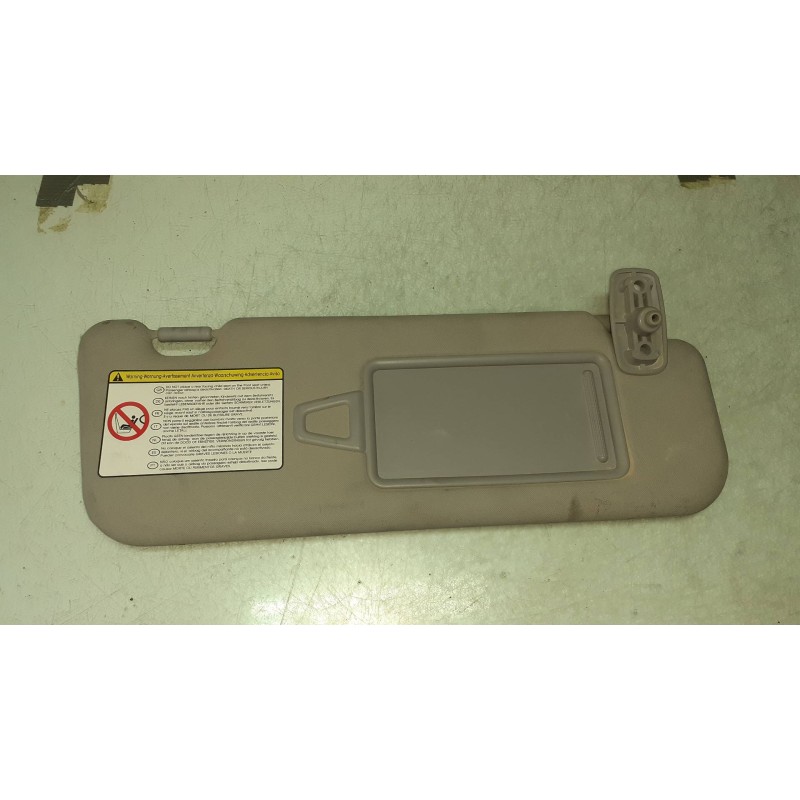 Recambio de parasol derecho para kia sportage concept 4x2 referencia OEM IAM   