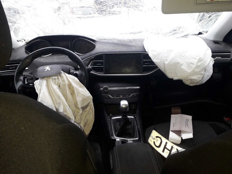 peugeot 308 del año 2018