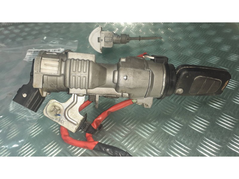 Recambio de conmutador de arranque para hyundai ix35 classic 2wd referencia OEM IAM   BOMBIN PUERTA