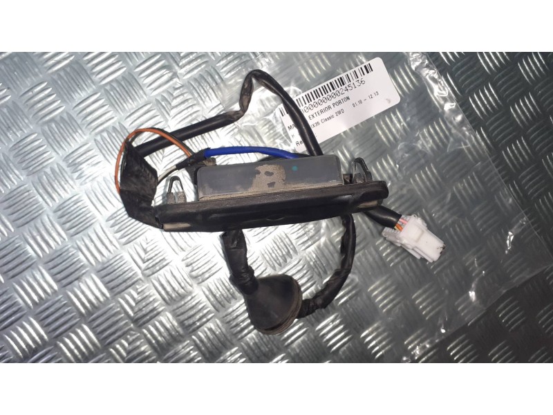 Recambio de maneta exterior porton para hyundai ix35 classic 2wd referencia OEM IAM   