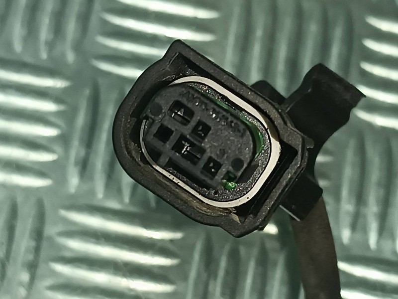 Recambio de bomba agua para volkswagen touran (1t1) highline referencia OEM IAM   PIERBURG